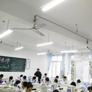 山东蓝悦光电科技有限公司走进渤海中学建设护眼校园
